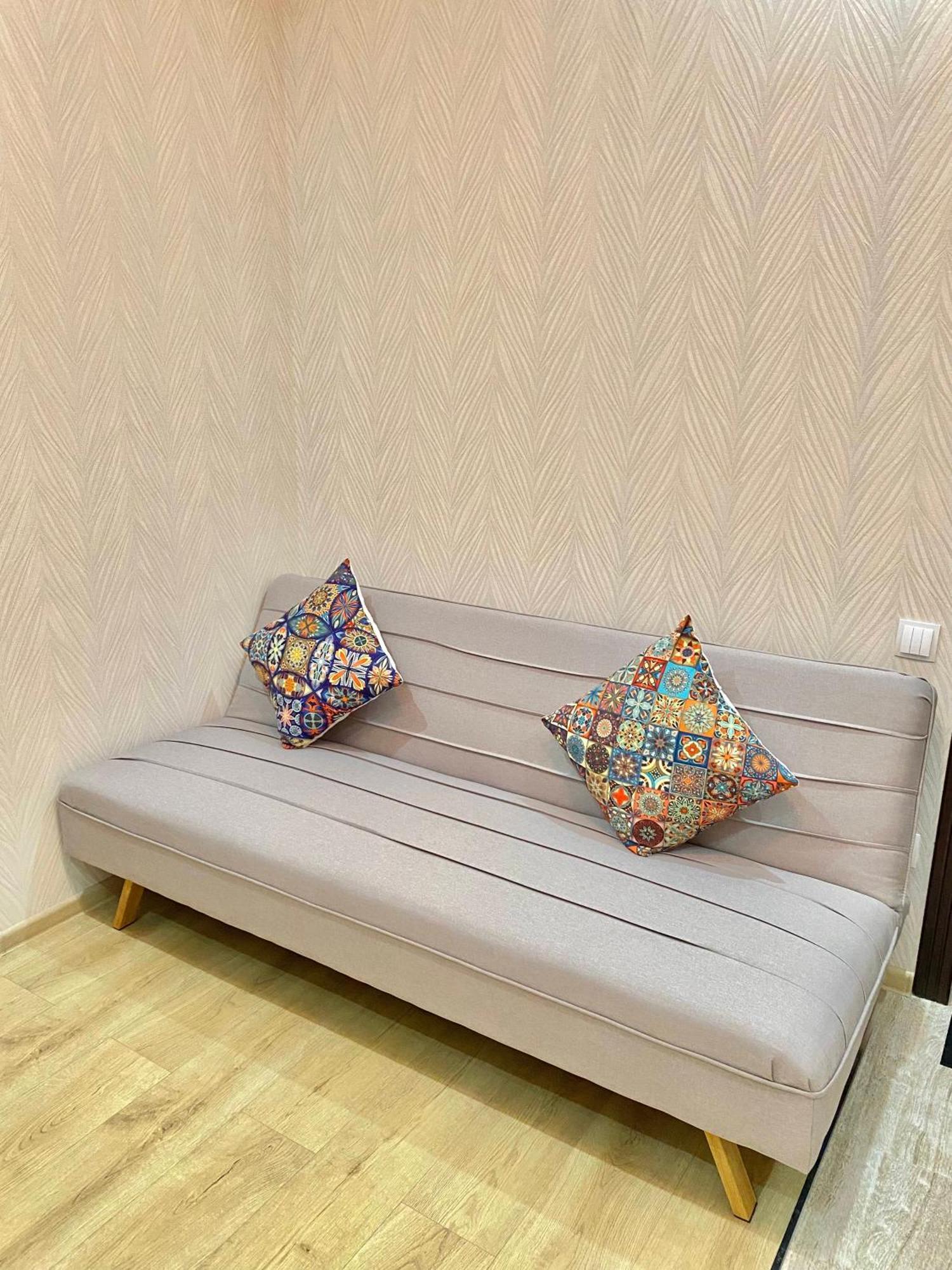 Spacious Apartment In New Building, Near The City Center And Airport Tashkent Bagian luar foto