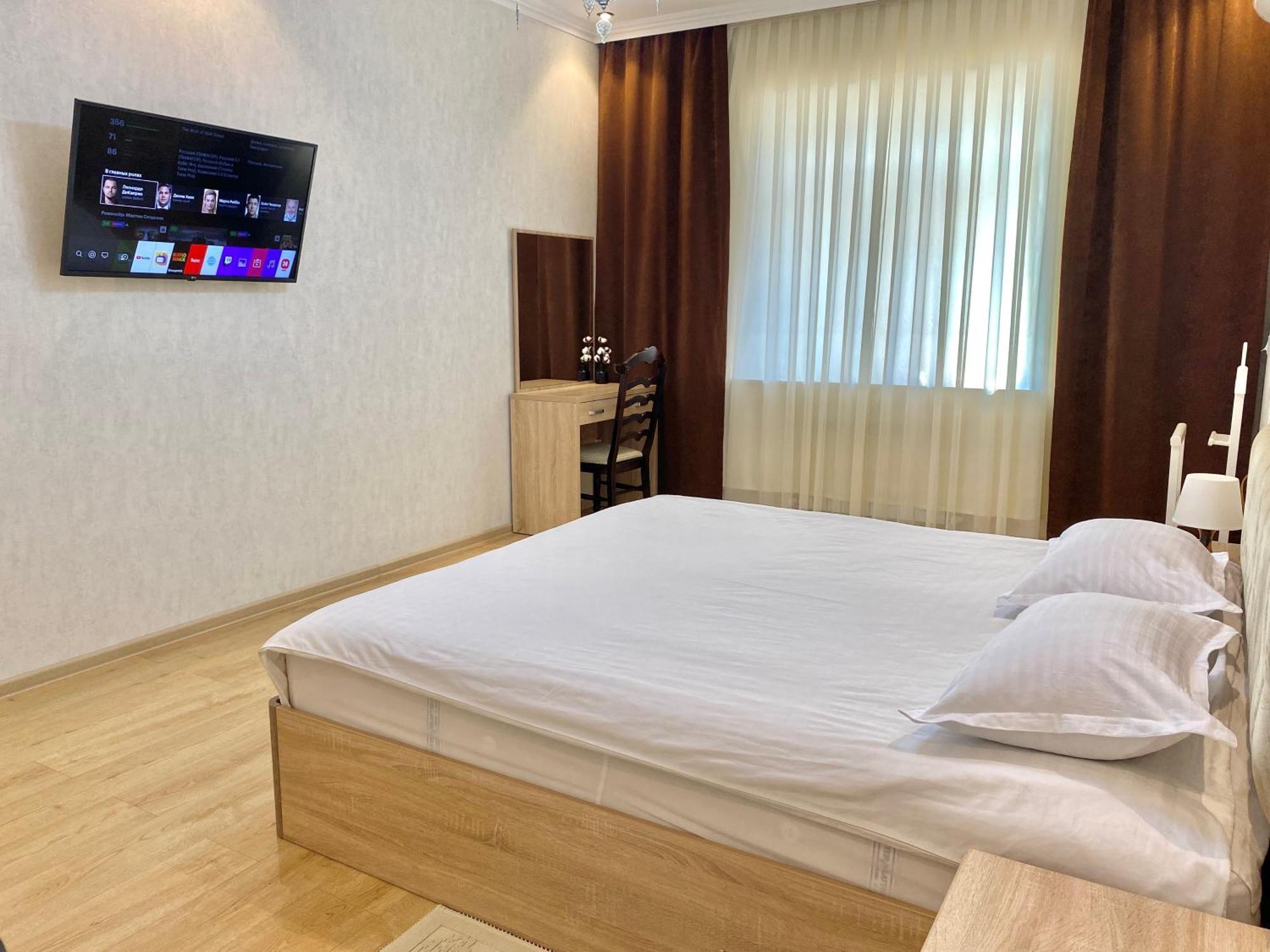 Spacious Apartment In New Building, Near The City Center And Airport Tashkent Bagian luar foto