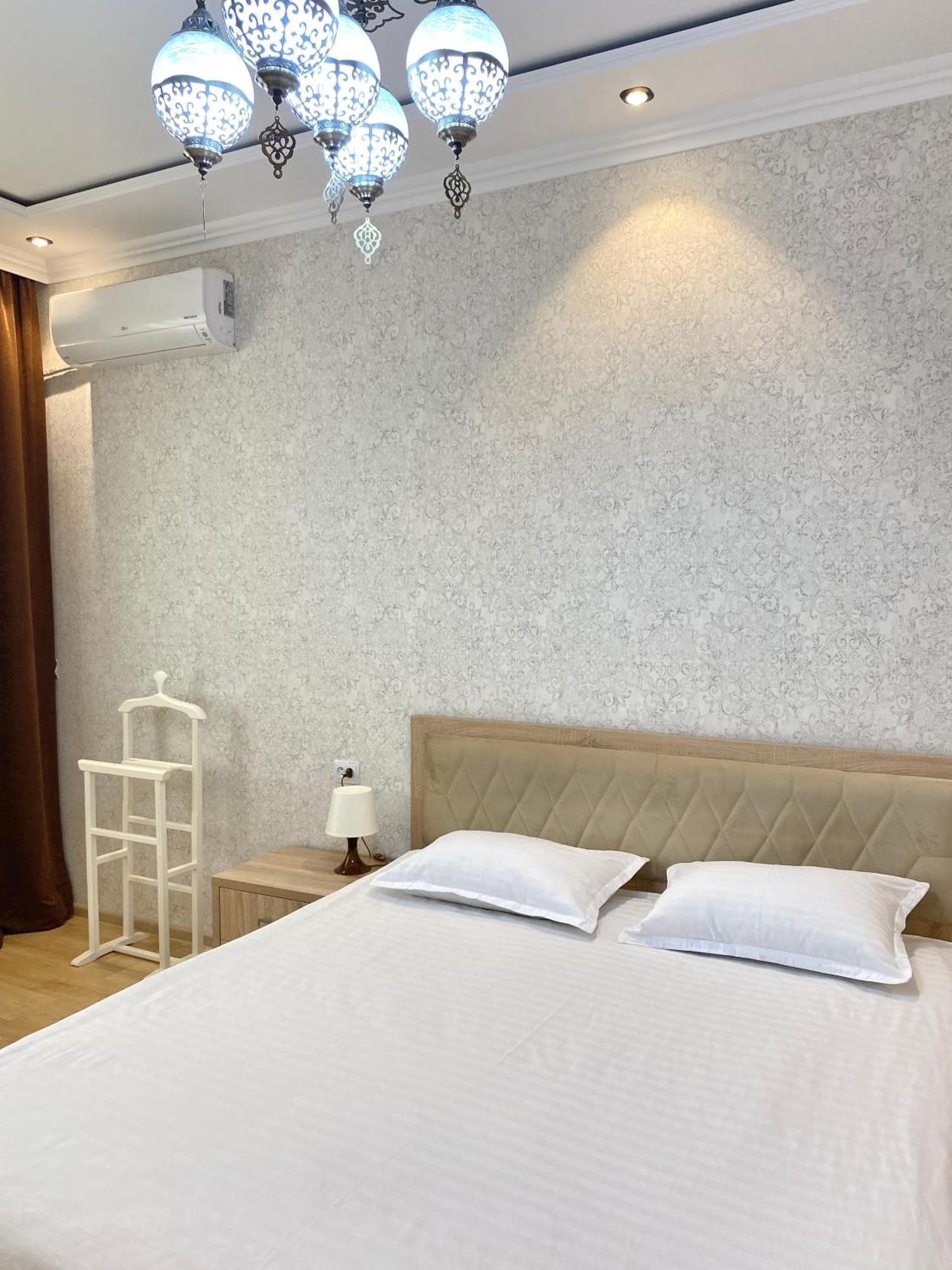Spacious Apartment In New Building, Near The City Center And Airport Tashkent Bagian luar foto